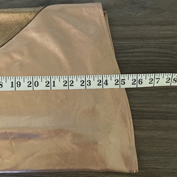 NWOT Dunnes Gold Chrome Shimmery Sparkly Nude Textured Sleeveless Tank Top - Picture 12 of 12